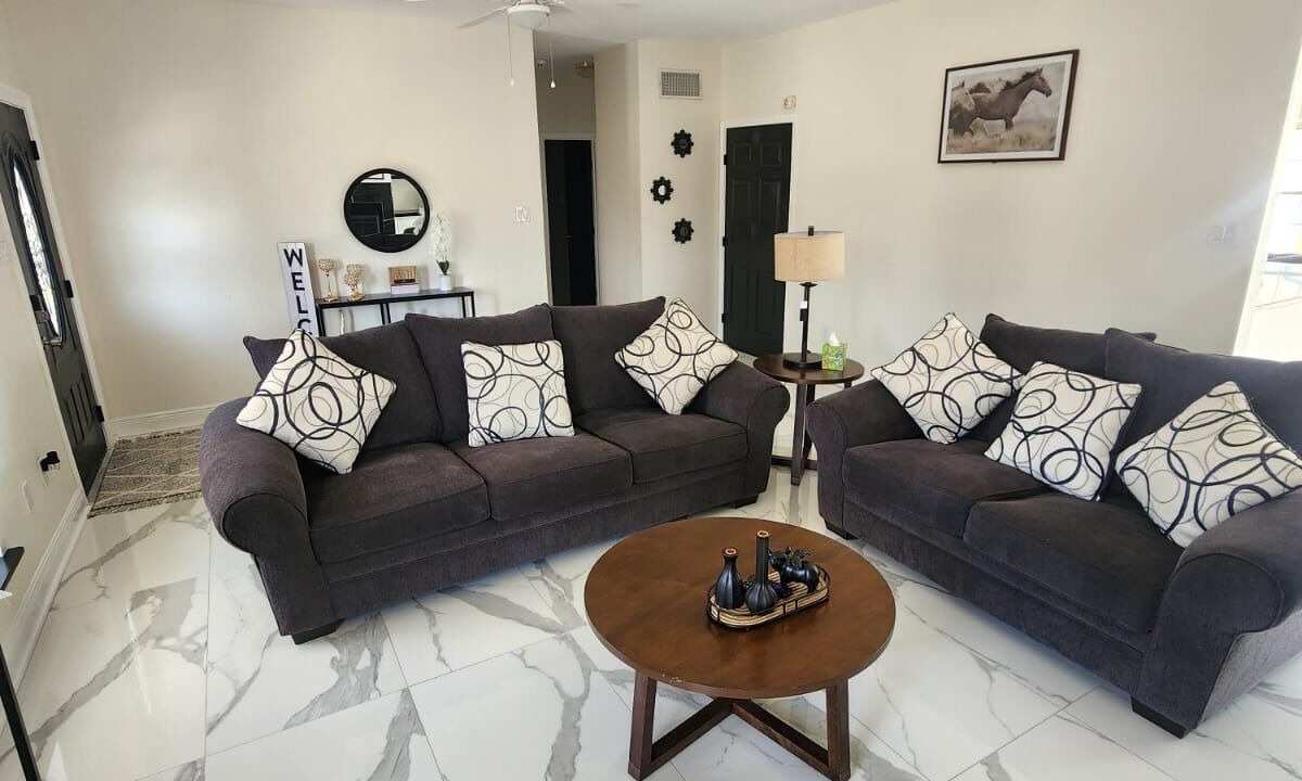Photo of Livingroom in LaPlace