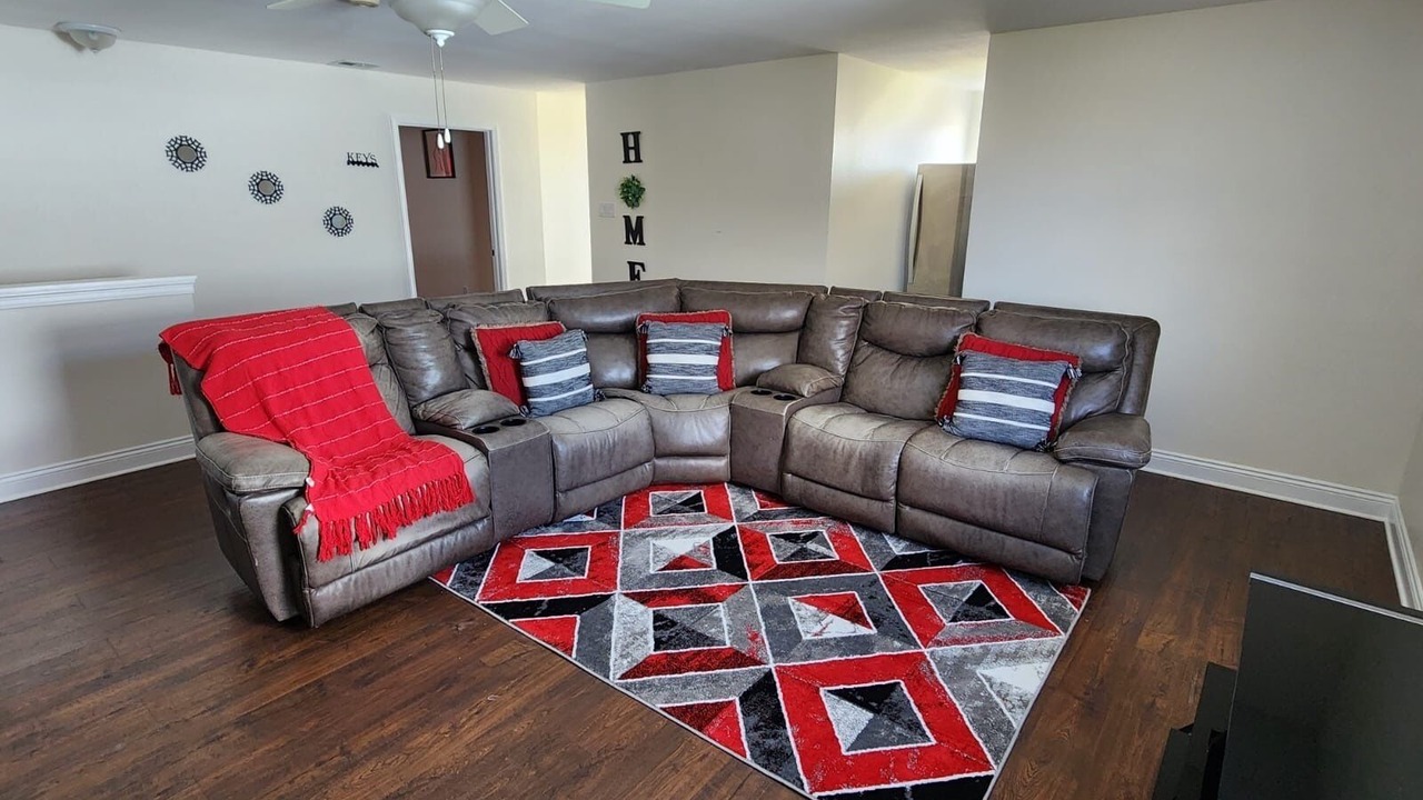 Photo of Livingroom in LaPlace