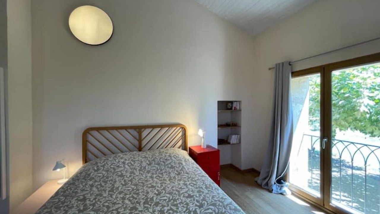 Photo of Bedroom in Bedarrides