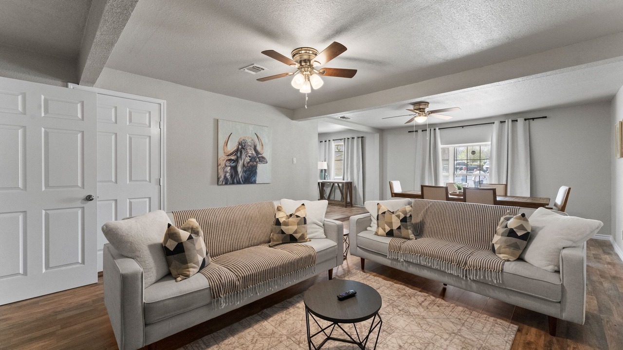 Photo of Livingroom in West San Antonio