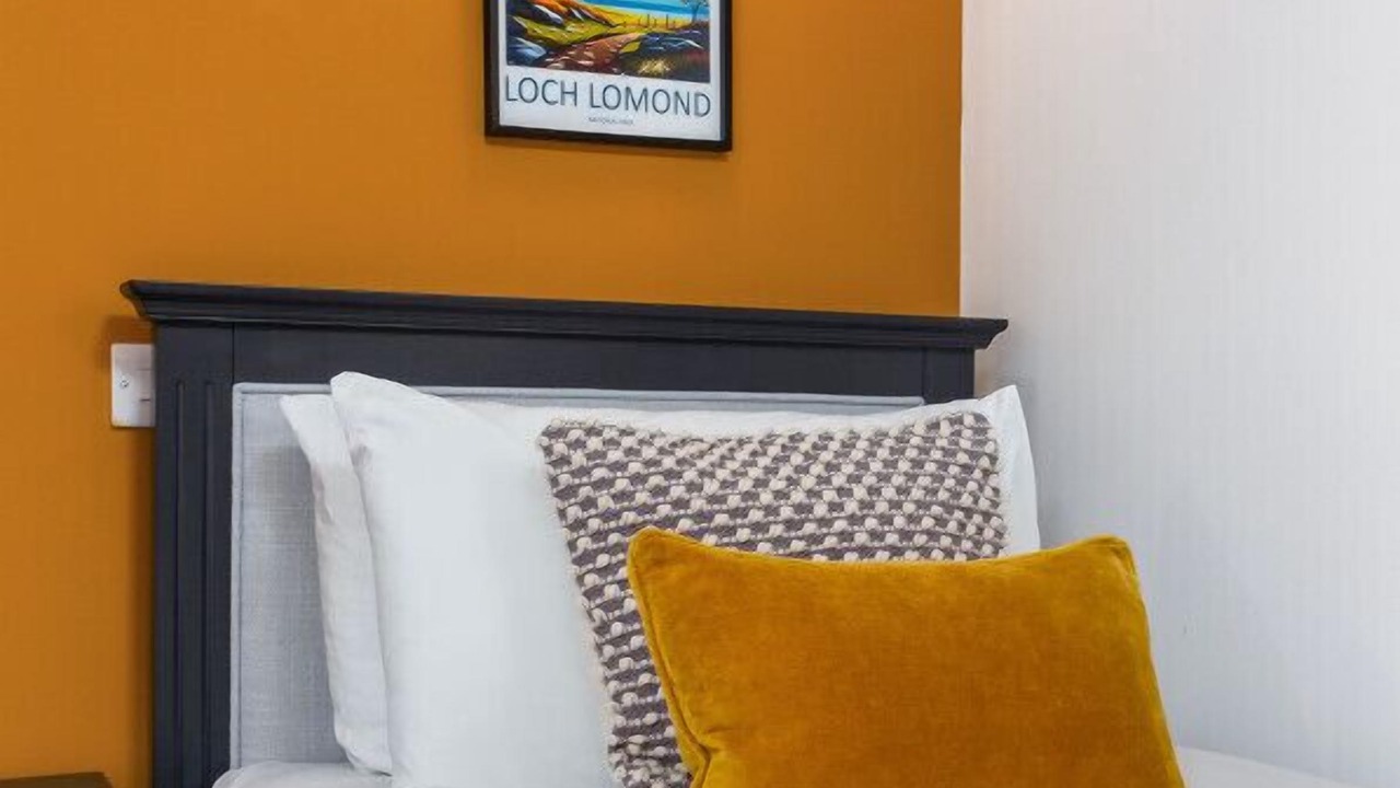 Photo of Bedroom in Tillicoultry