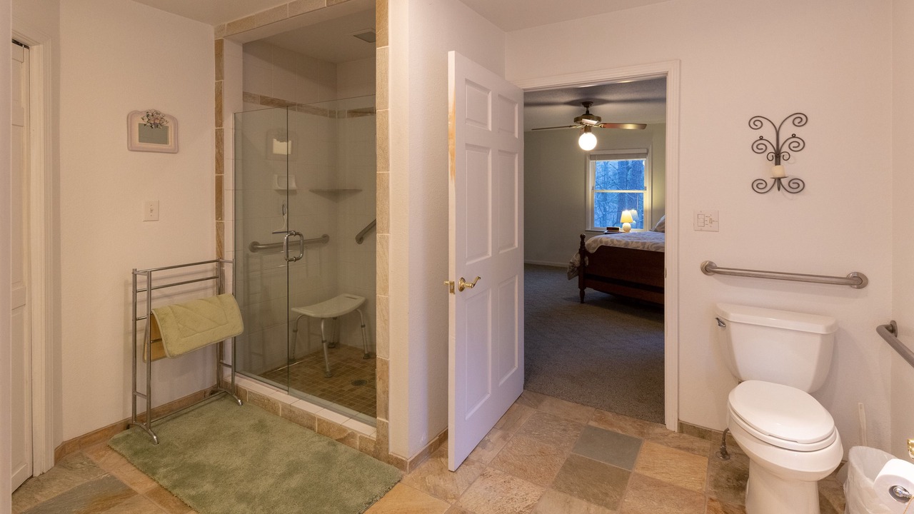 Photo of Bathroom in Whittier