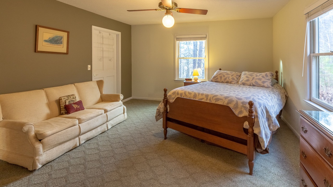 Photo of Bedroom in Whittier