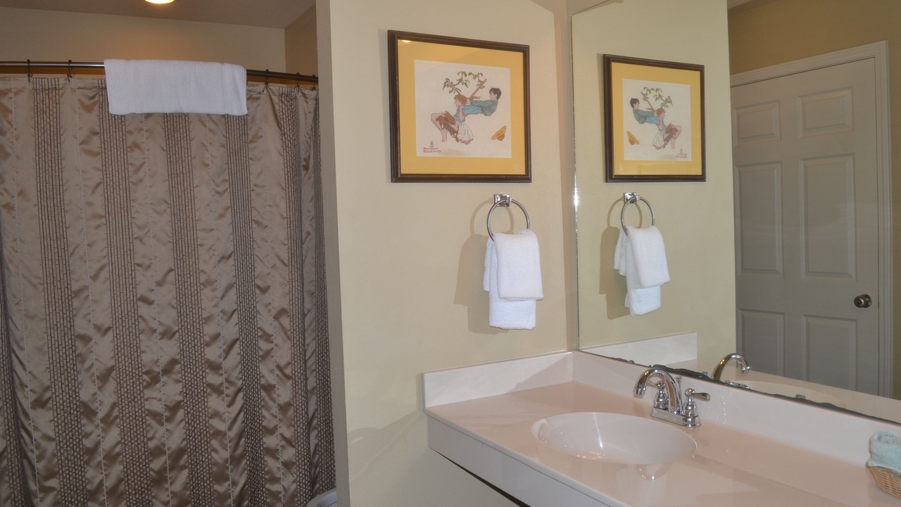 Photo of Bathroom in Royal