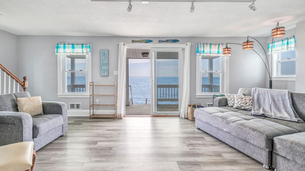 Photo of Livingroom in Milford