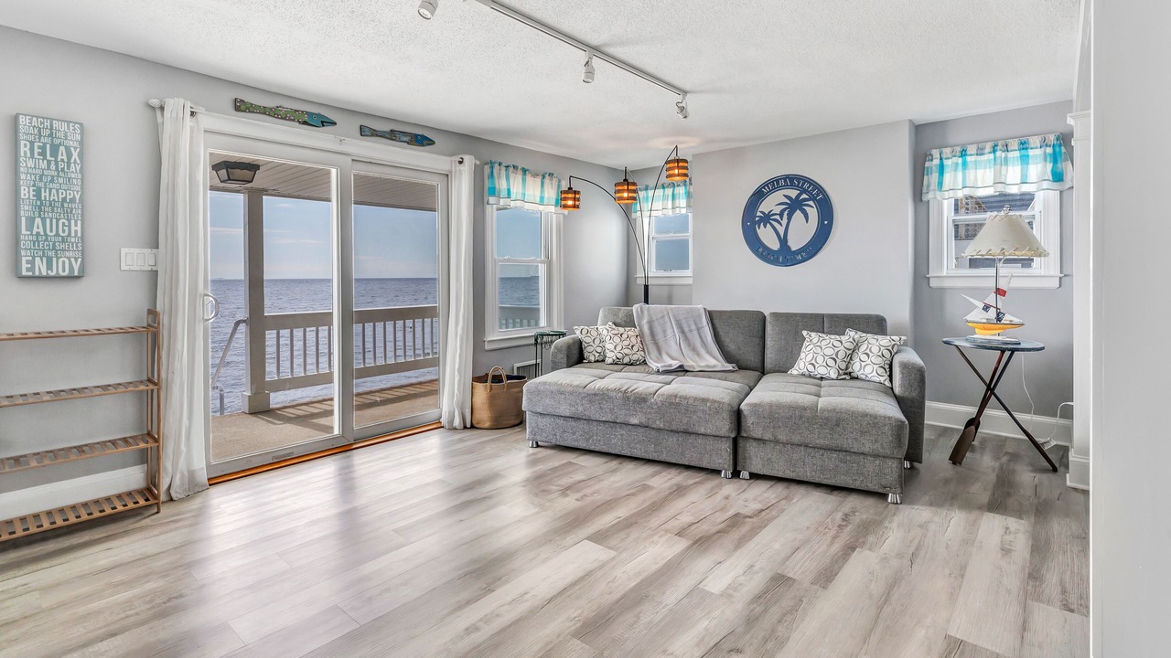 Photo of Livingroom in Milford