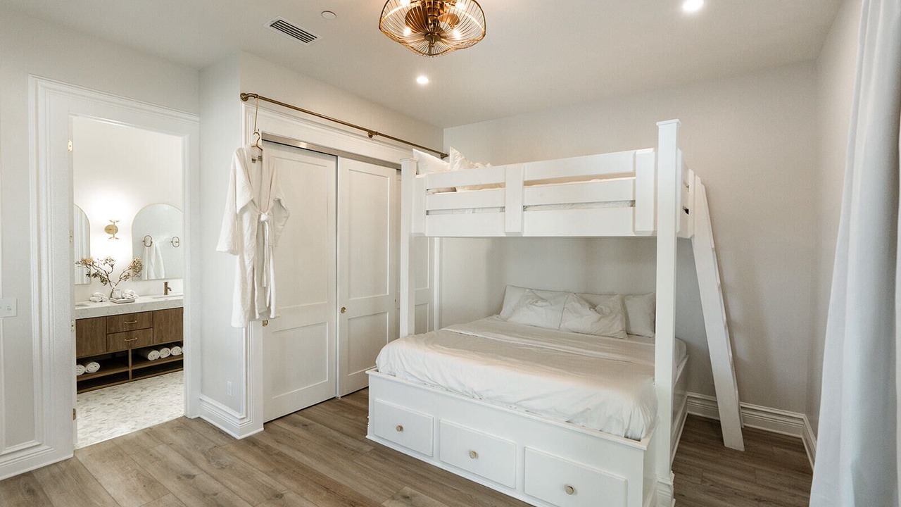 Photo of Bedroom in Bid-a-wee Beach