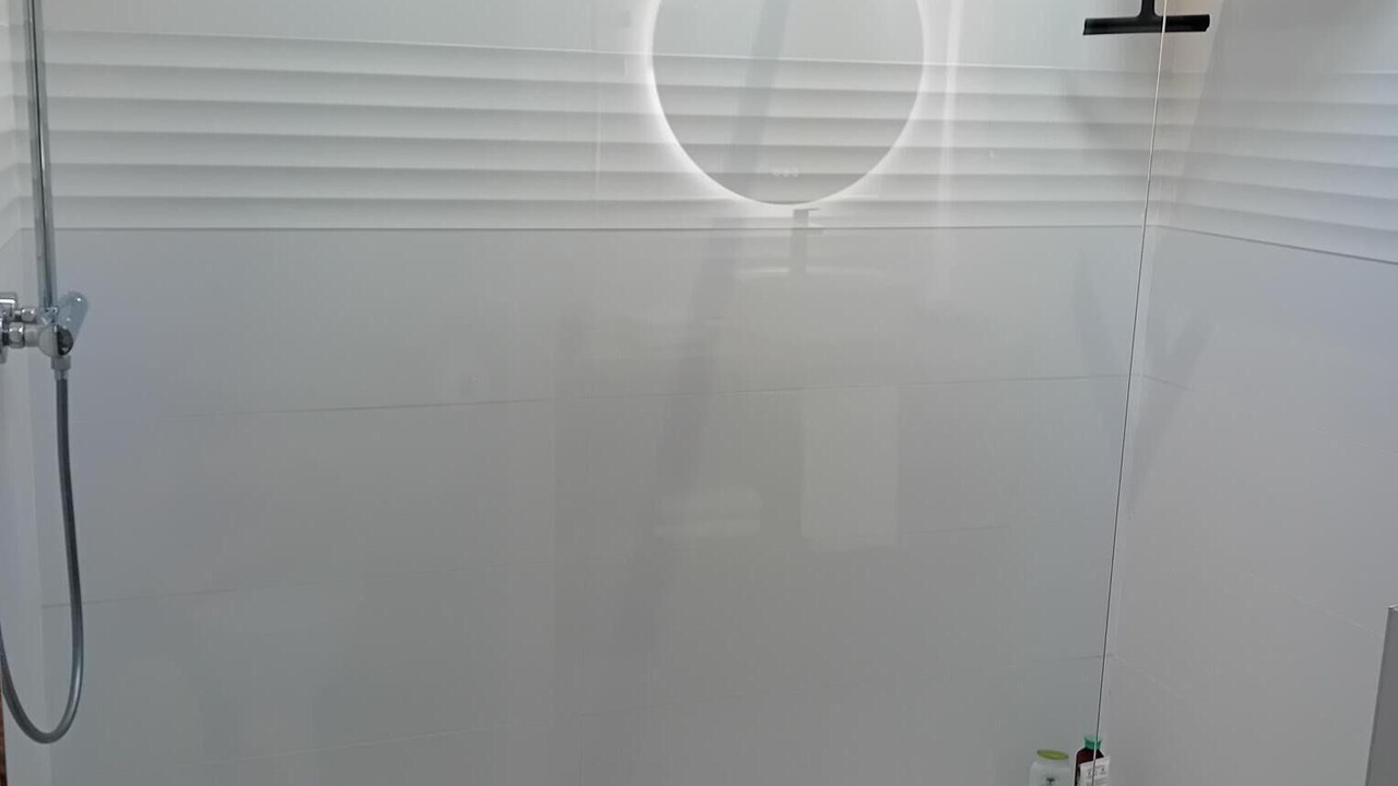 Photo of Bathroom in Herouvillette