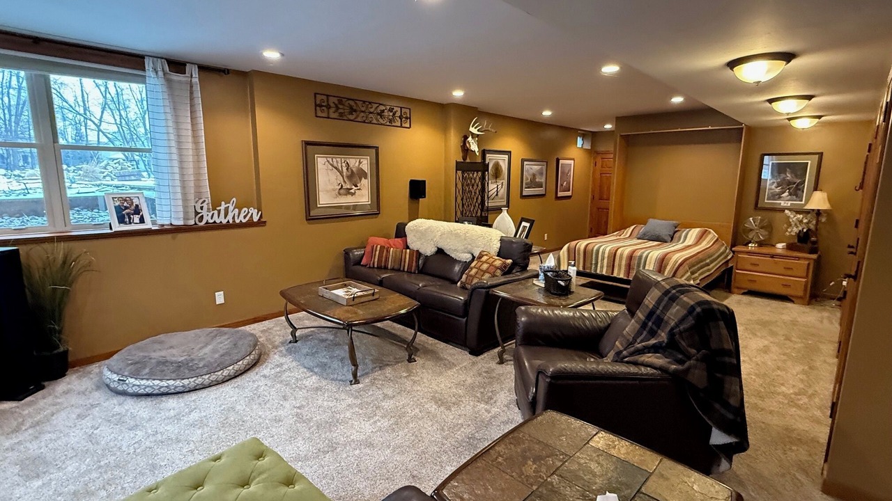 Photo of Livingroom in Neenah