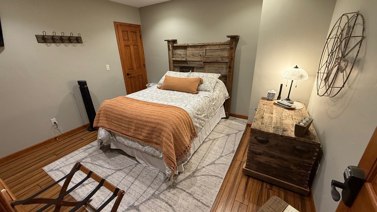 Photo of Bedroom in Neenah