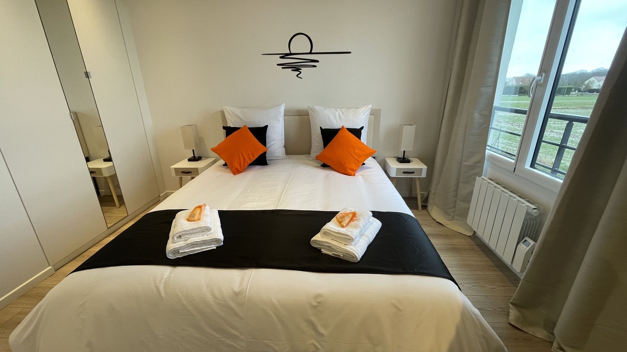 Photo of Bedroom in Villejust