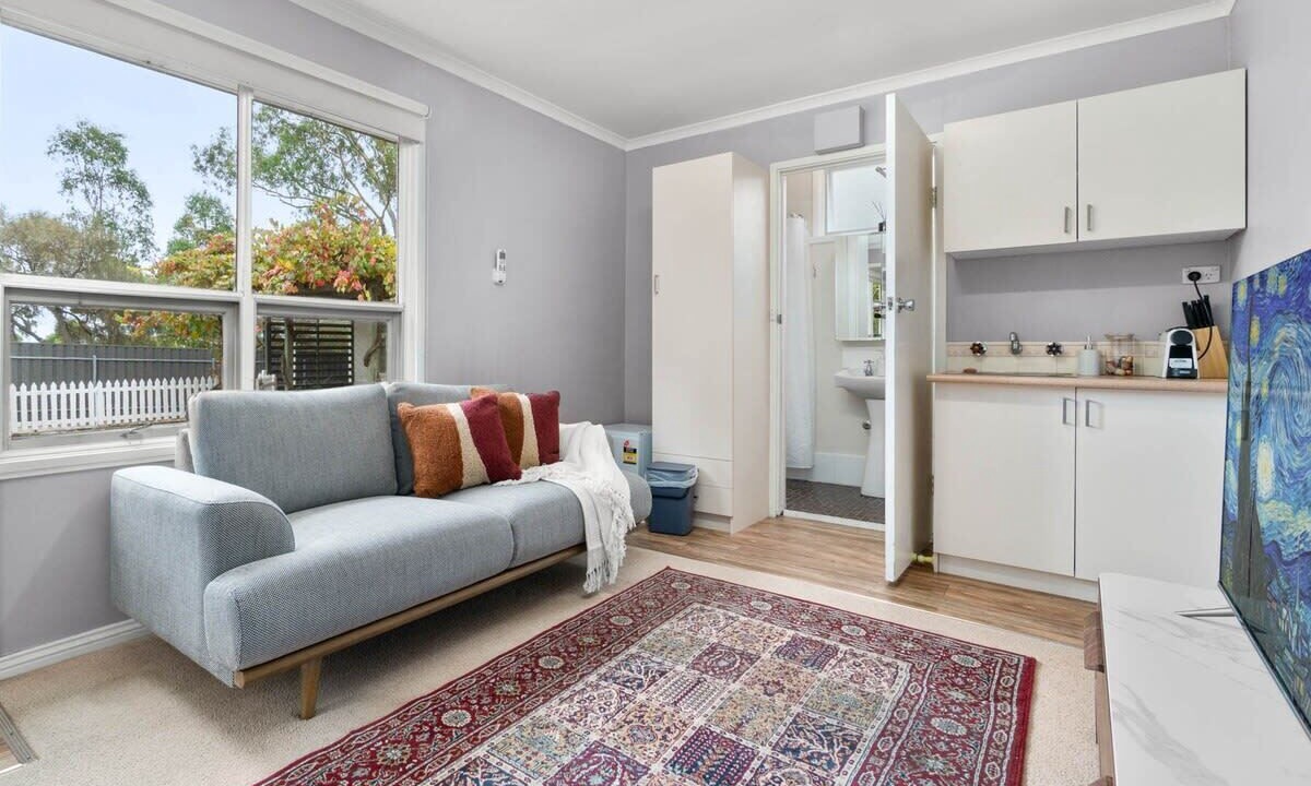 Photo of Livingroom in Bellevue Heights