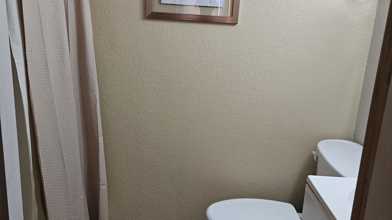 Photo of Bathroom in Silver Creek Village
