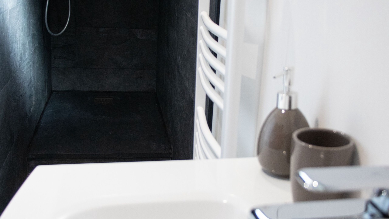 Photo of Bathroom in Menville