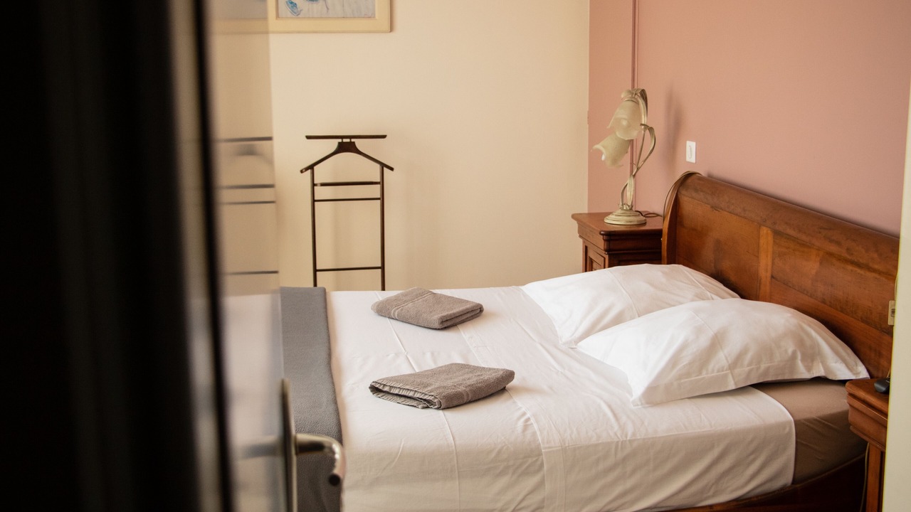 Photo of Bedroom in Menville