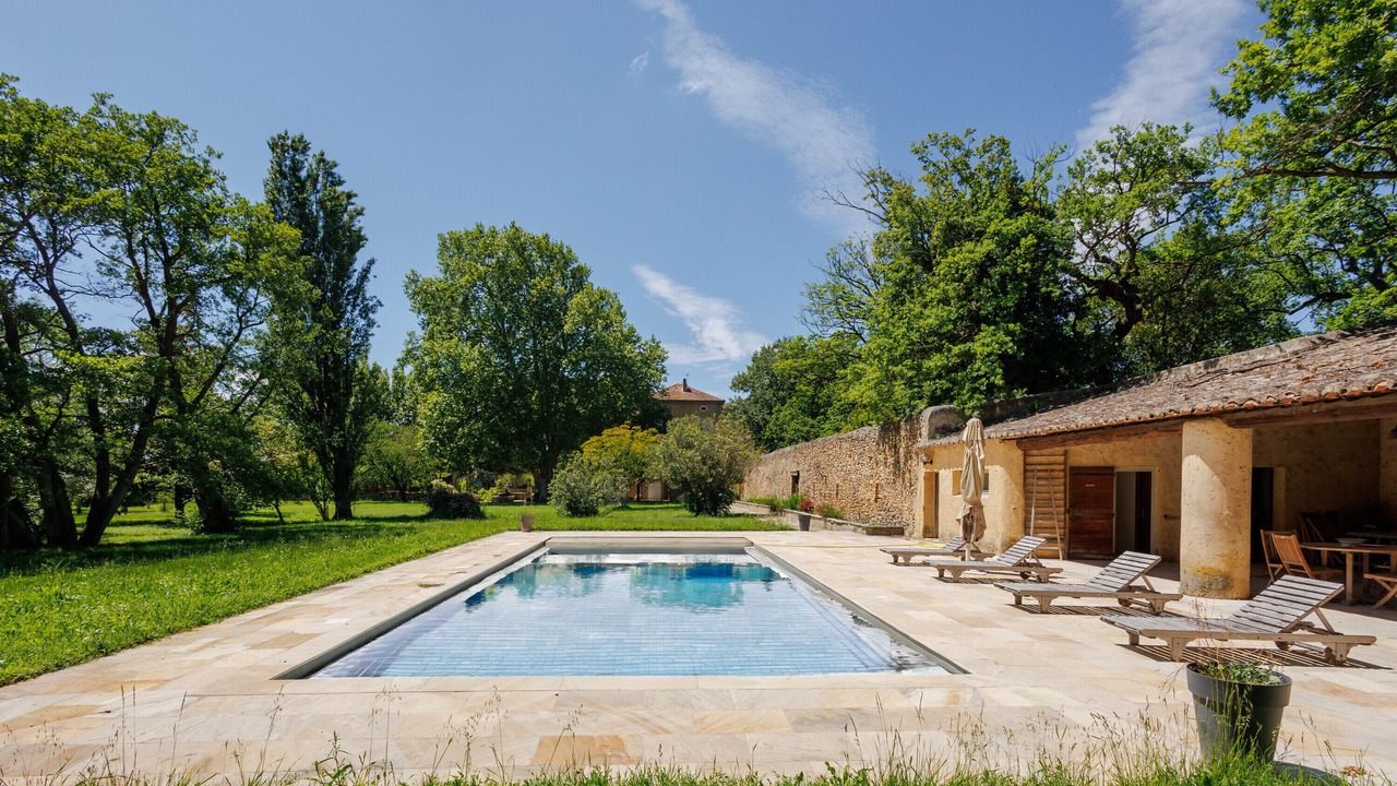 Photo of Outdoor in Orange