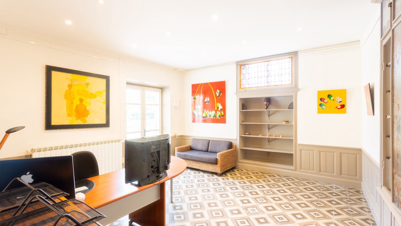 Photo of Others in Orange