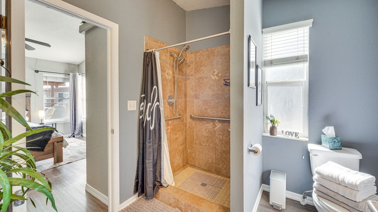 Photo of Bathroom in Lincoln