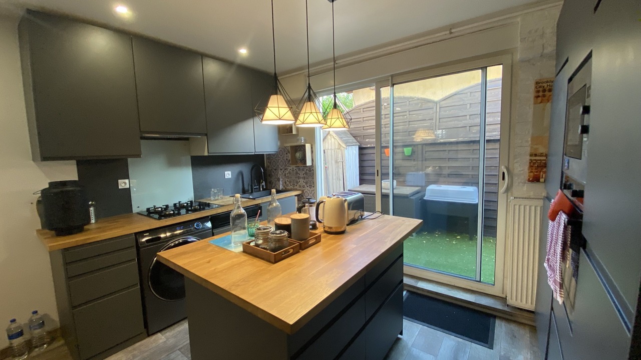 Photo of Kitchen in Carrieres-sur-Seine