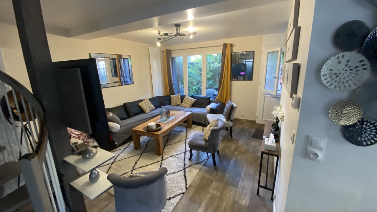 Photo of Livingroom in Carrieres-sur-Seine