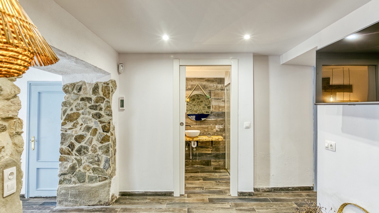 Photo of Bathroom in Llanca