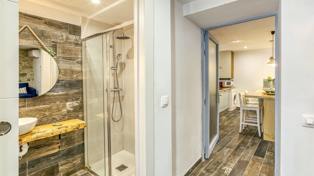 Photo of Bathroom in Llanca