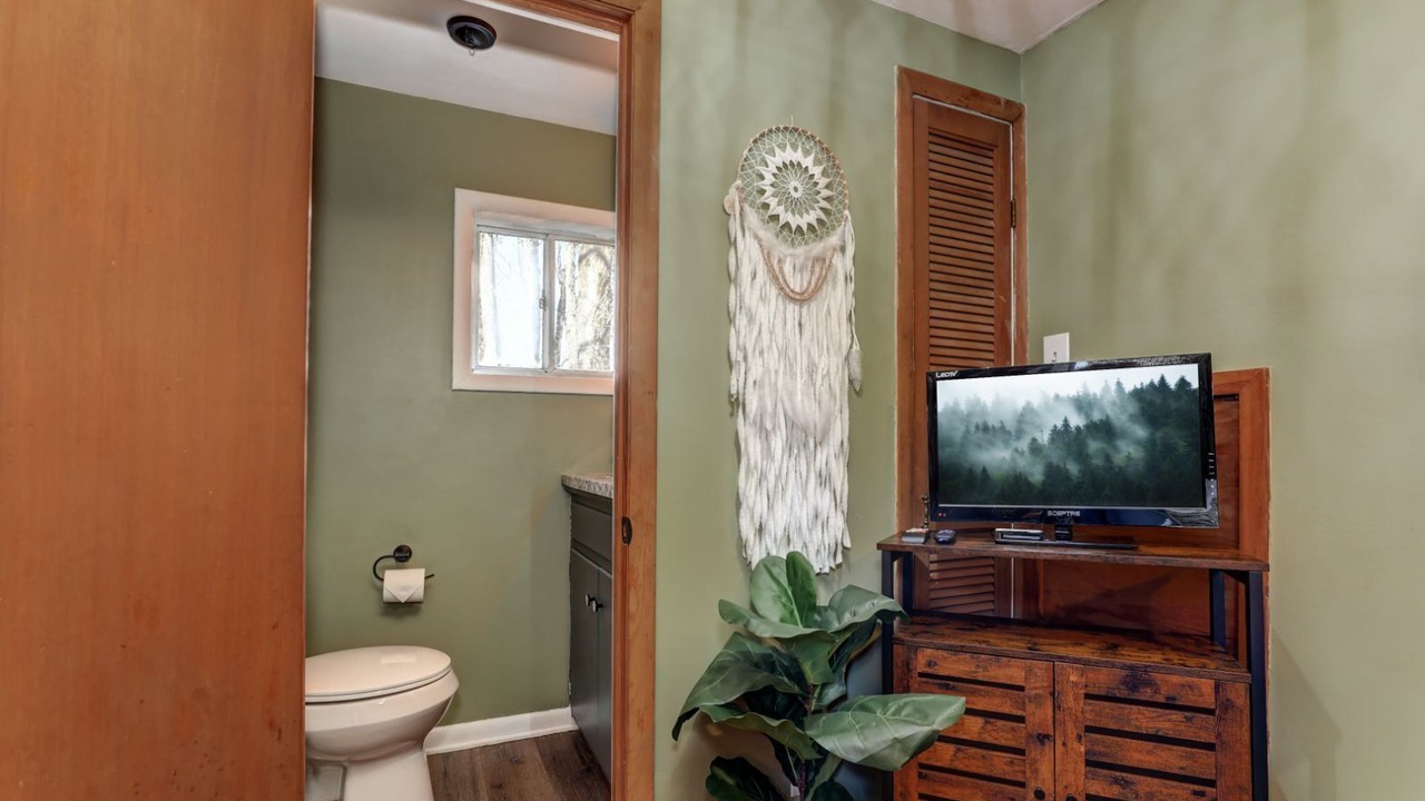 Photo of Bathroom in Tate