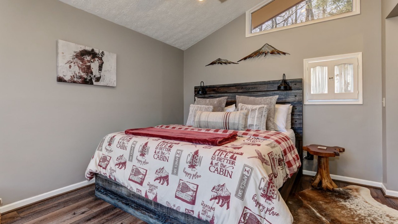 Photo of Bedroom in Tate