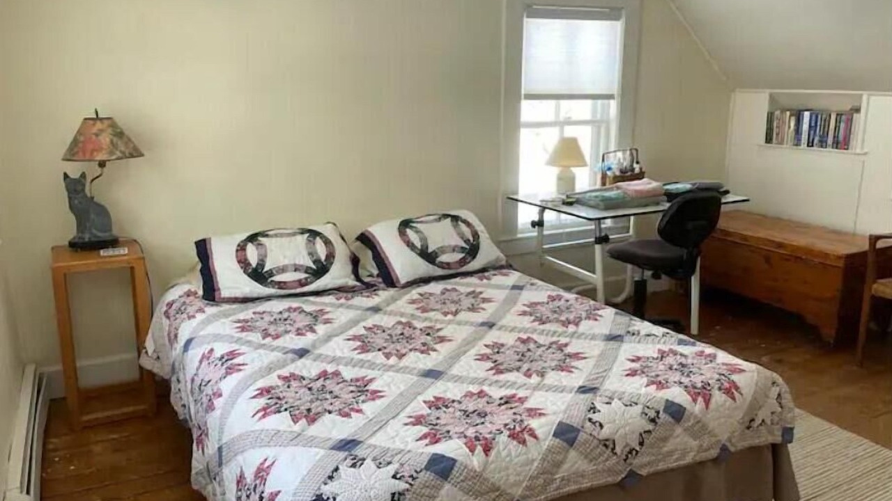 Photo of Bedroom in New London