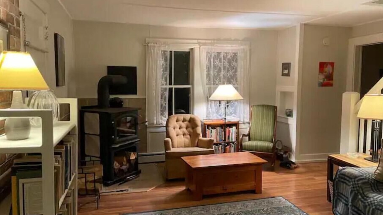 Photo of Others in New London