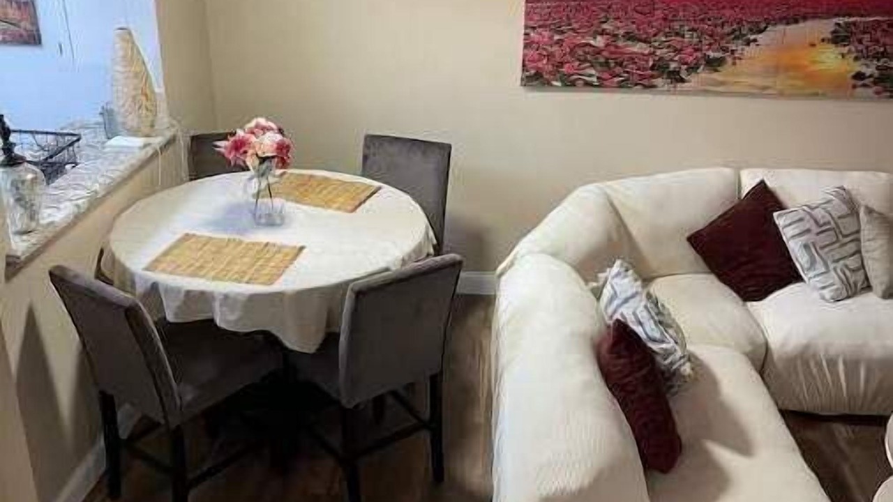 Photo of Others in Woodridge