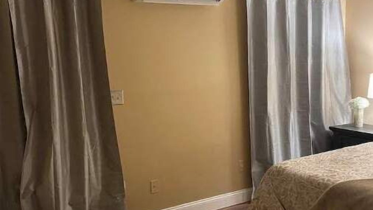 Photo of Bedroom in Woodridge