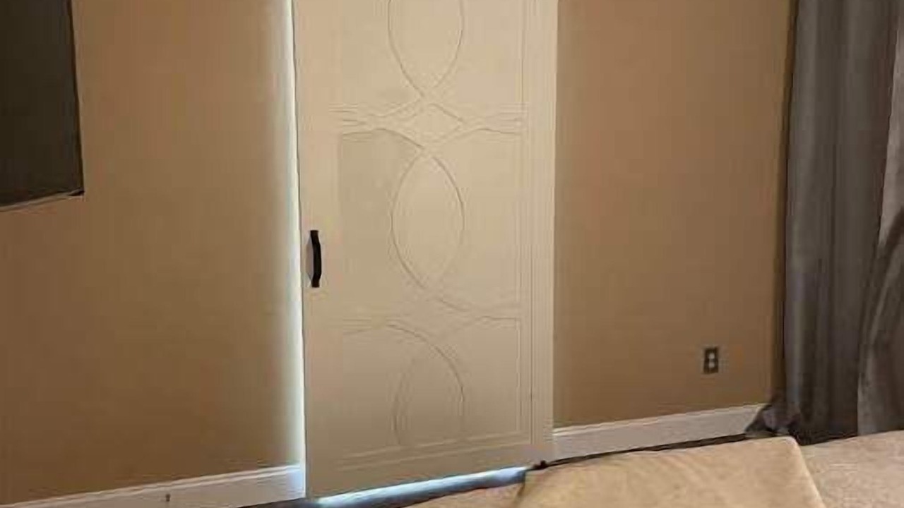 Photo of Bedroom in Woodridge