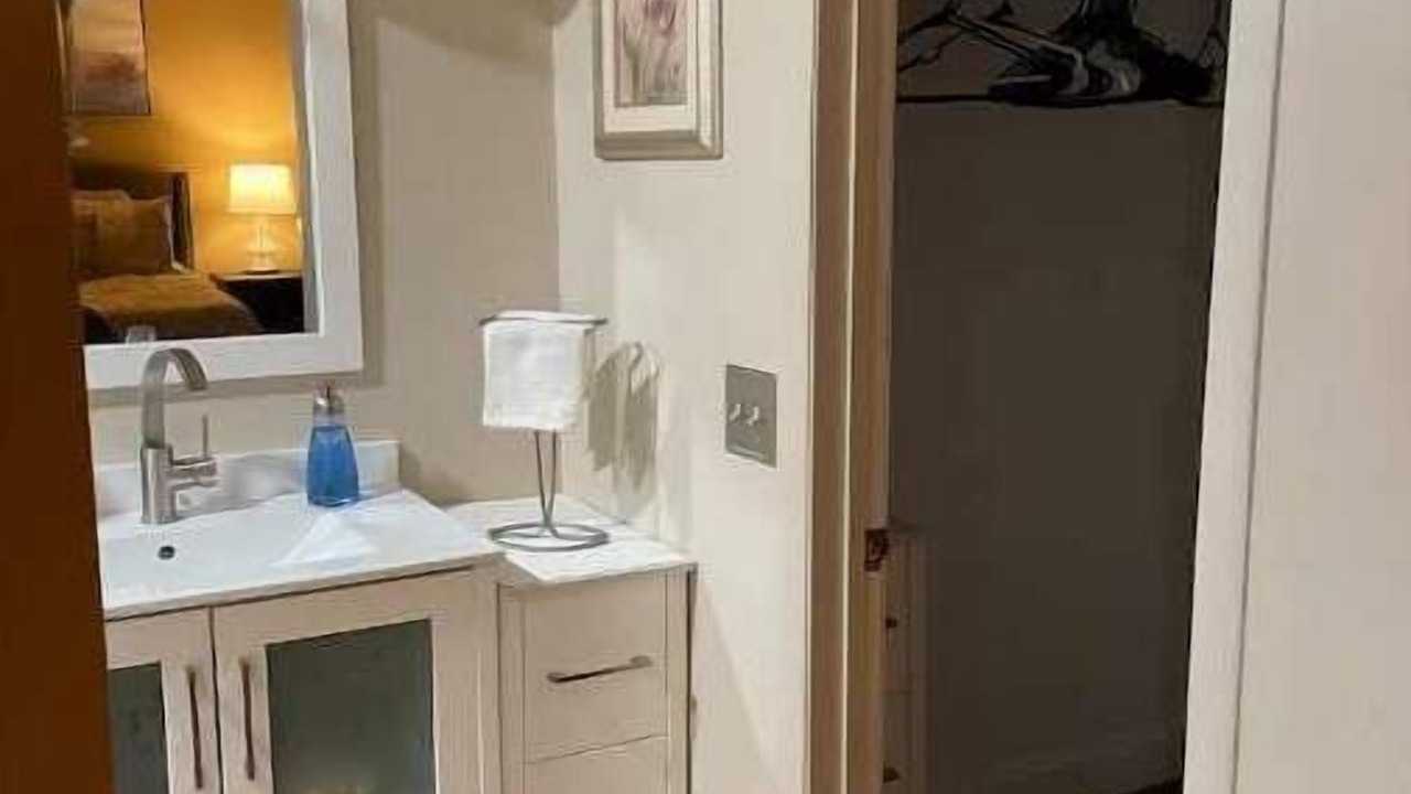 Photo of Bathroom in Woodridge