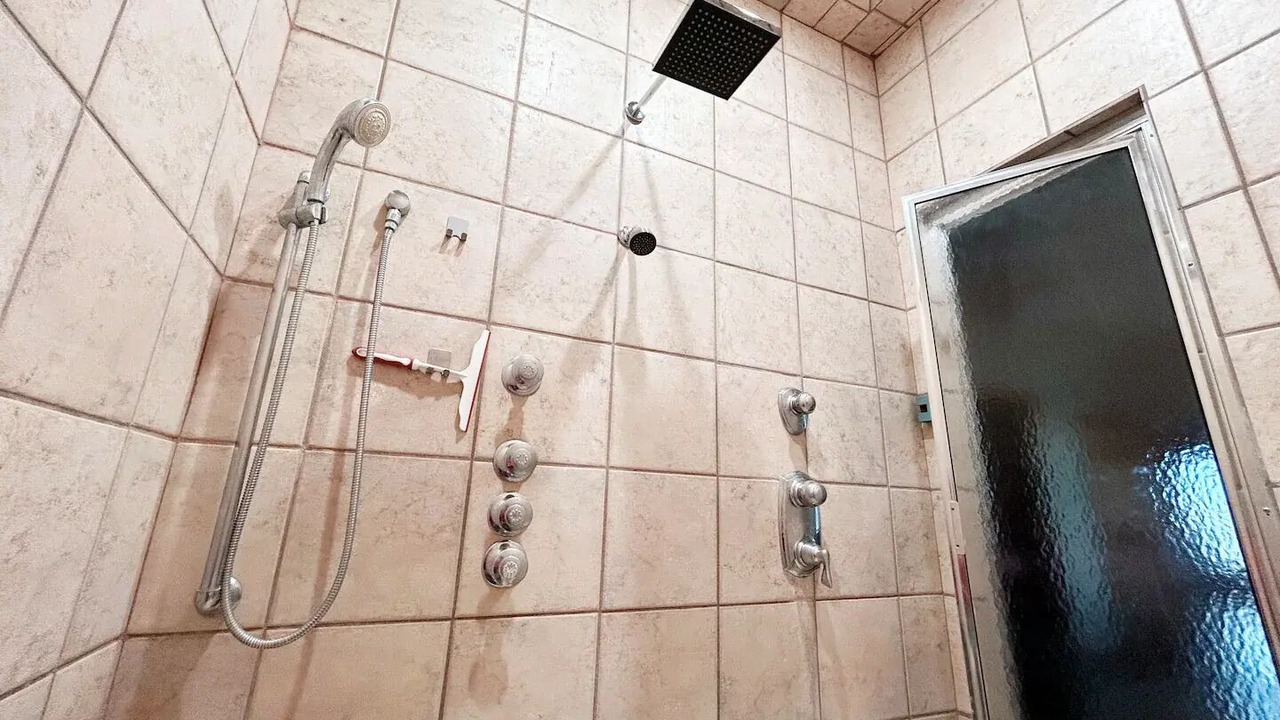 Photo of Bathroom in Shallowater