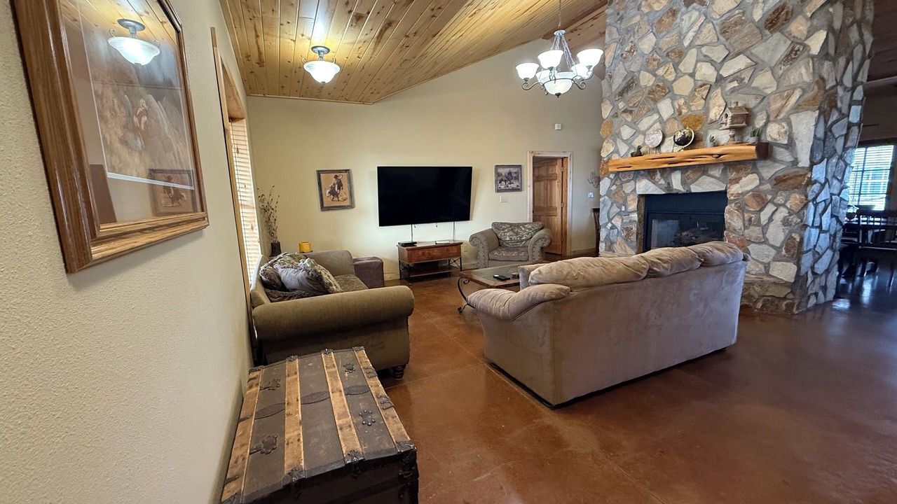 Photo of Livingroom in Shallowater