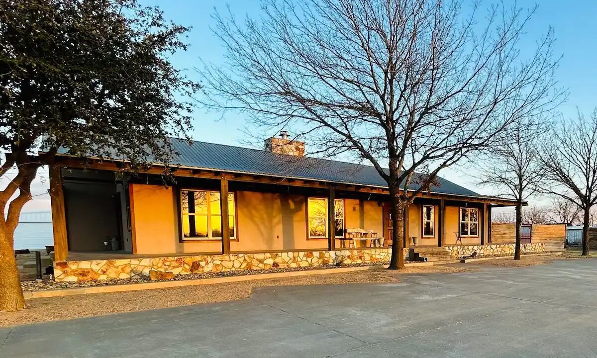Photo of Outdoor in Shallowater