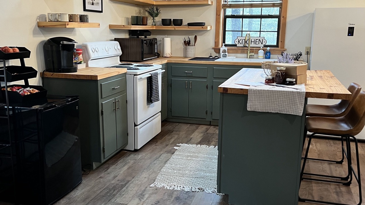 Photo of Kitchen in Center Ridge