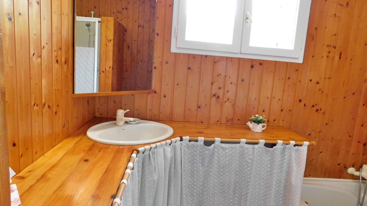 Photo of Bathroom in Plazac