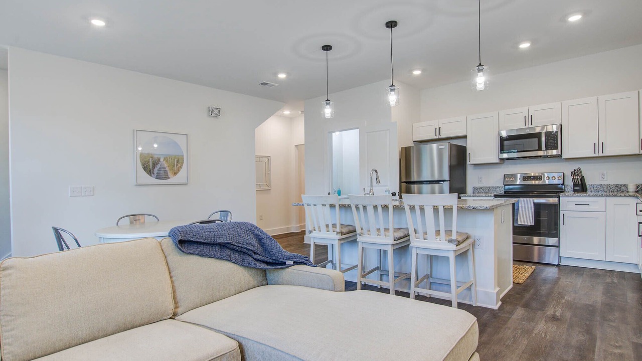 Photo of Livingroom in Hanahan