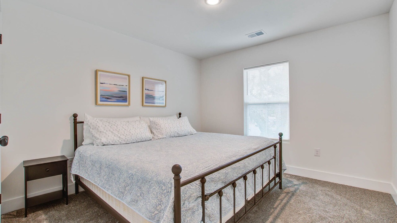 Photo of Bedroom in Hanahan