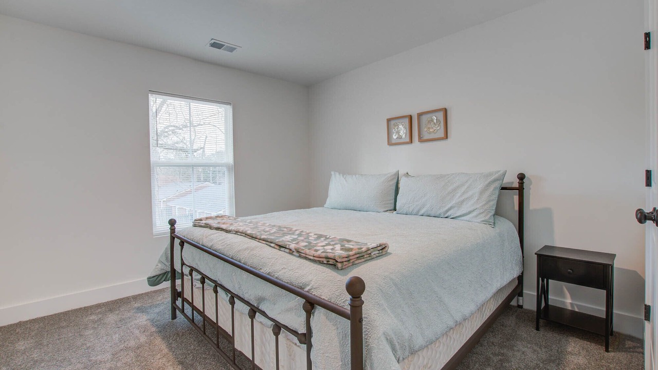 Photo of Bedroom in Hanahan