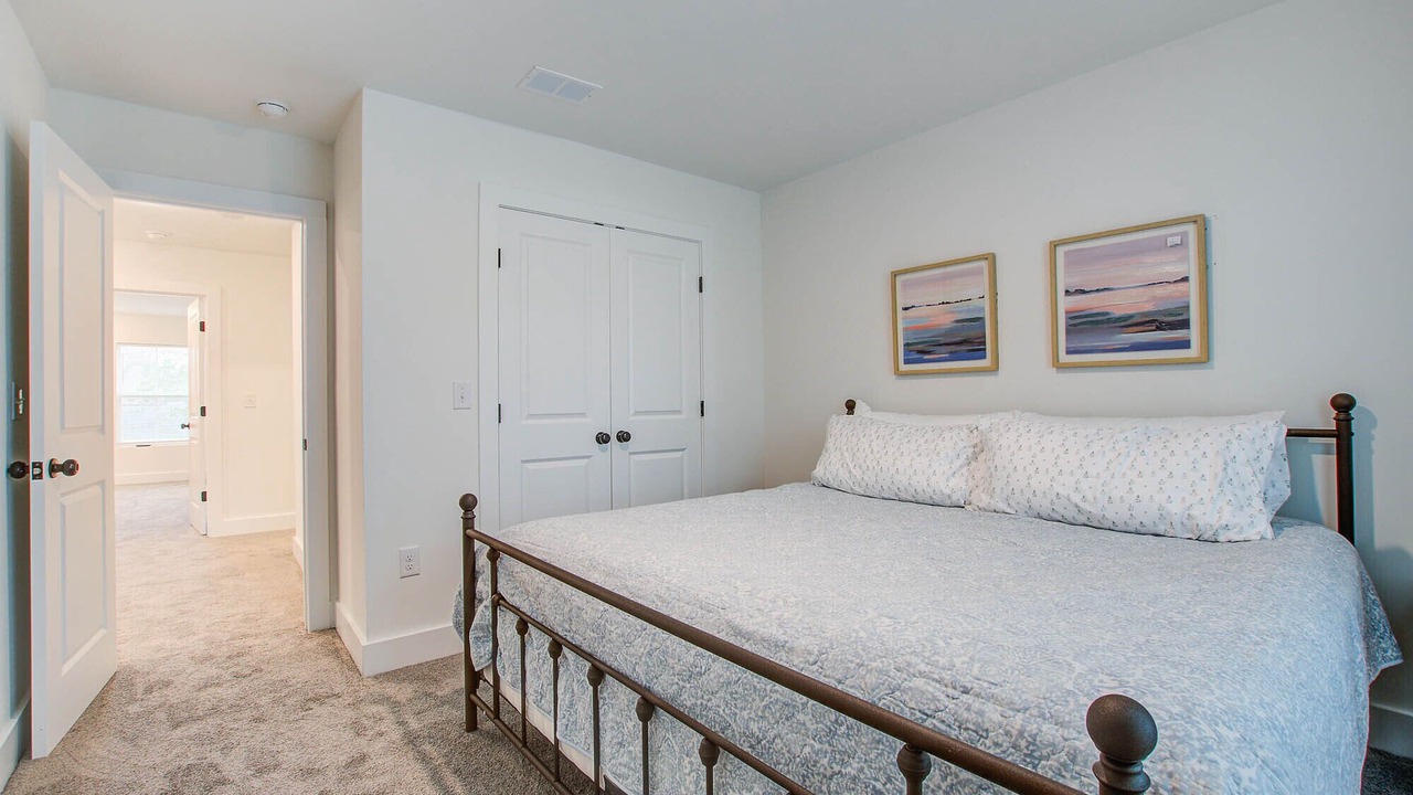Photo of Bedroom in Hanahan