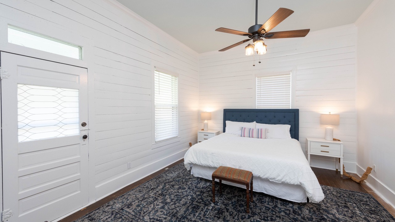 Photo of Bedroom in Luling