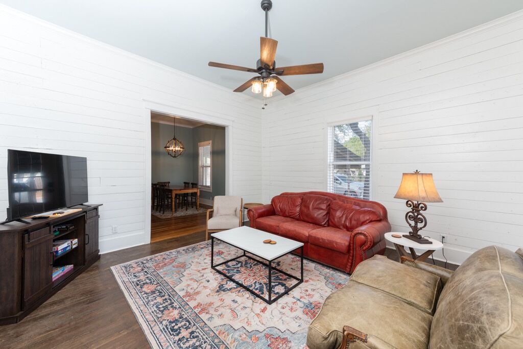 Photo of Livingroom in Luling