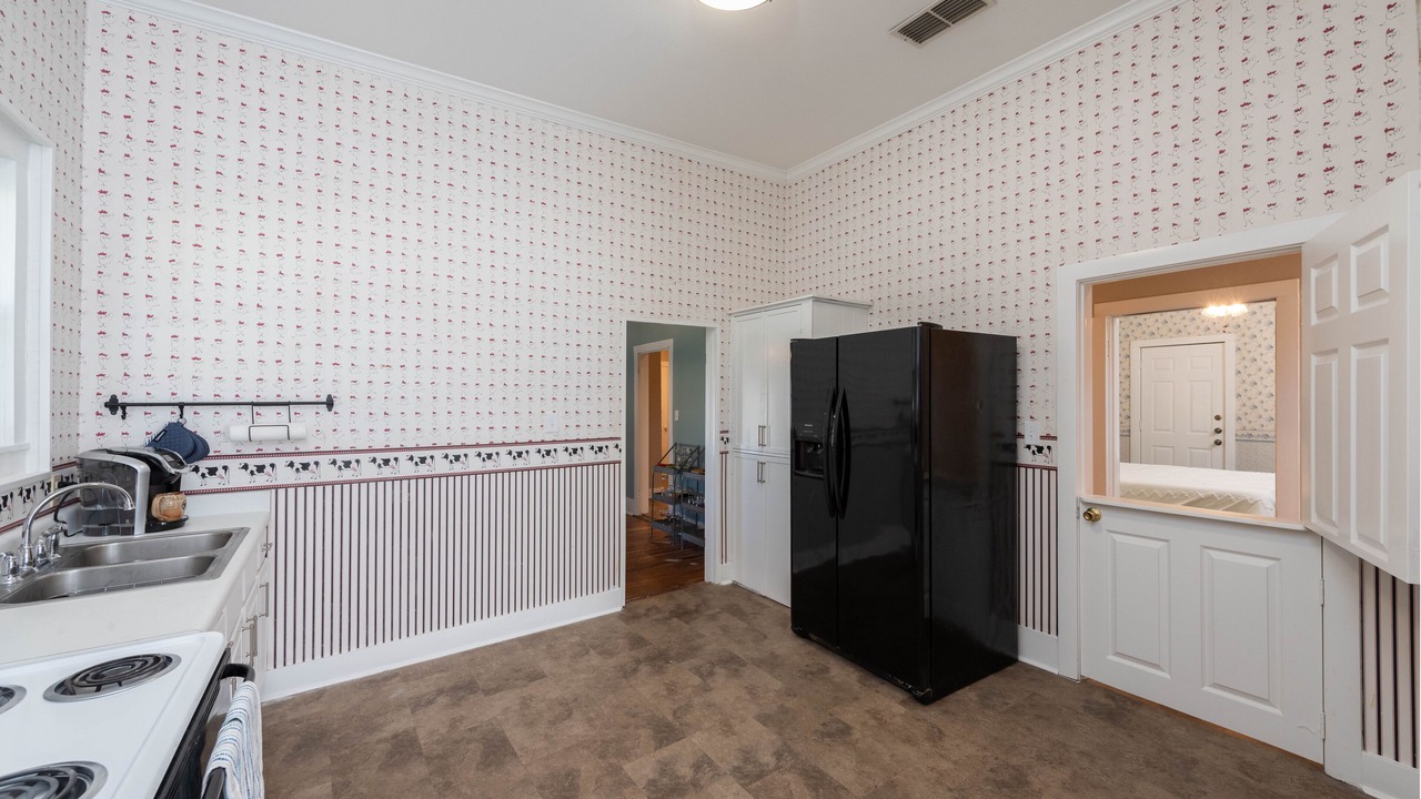 Photo of Kitchen in Luling