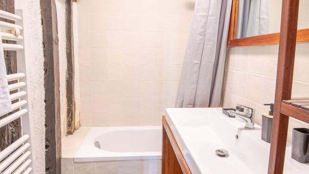 Photo of Bathroom in Amboise