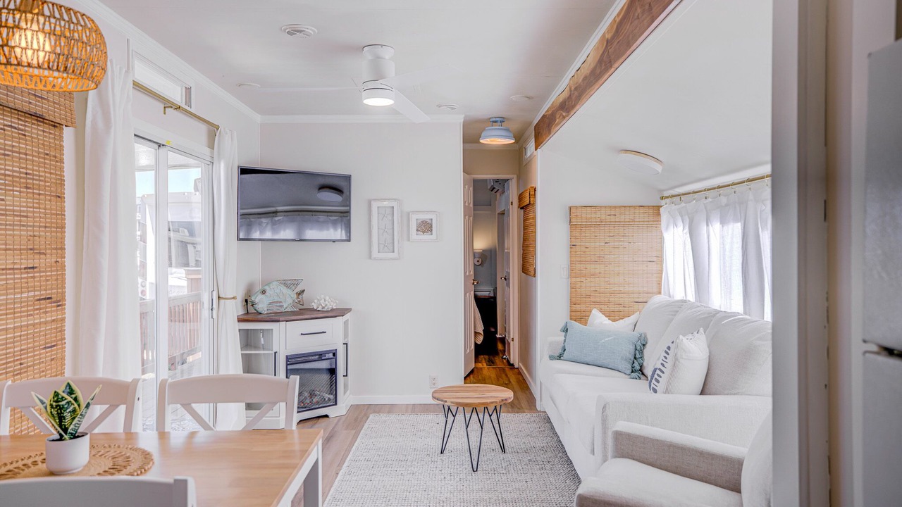 Photo of Livingroom in Sandbridge