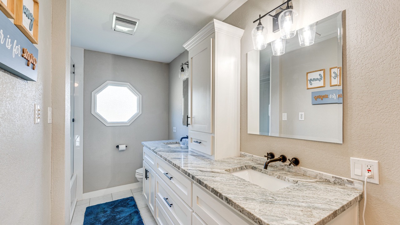Photo of Bathroom in Seguin