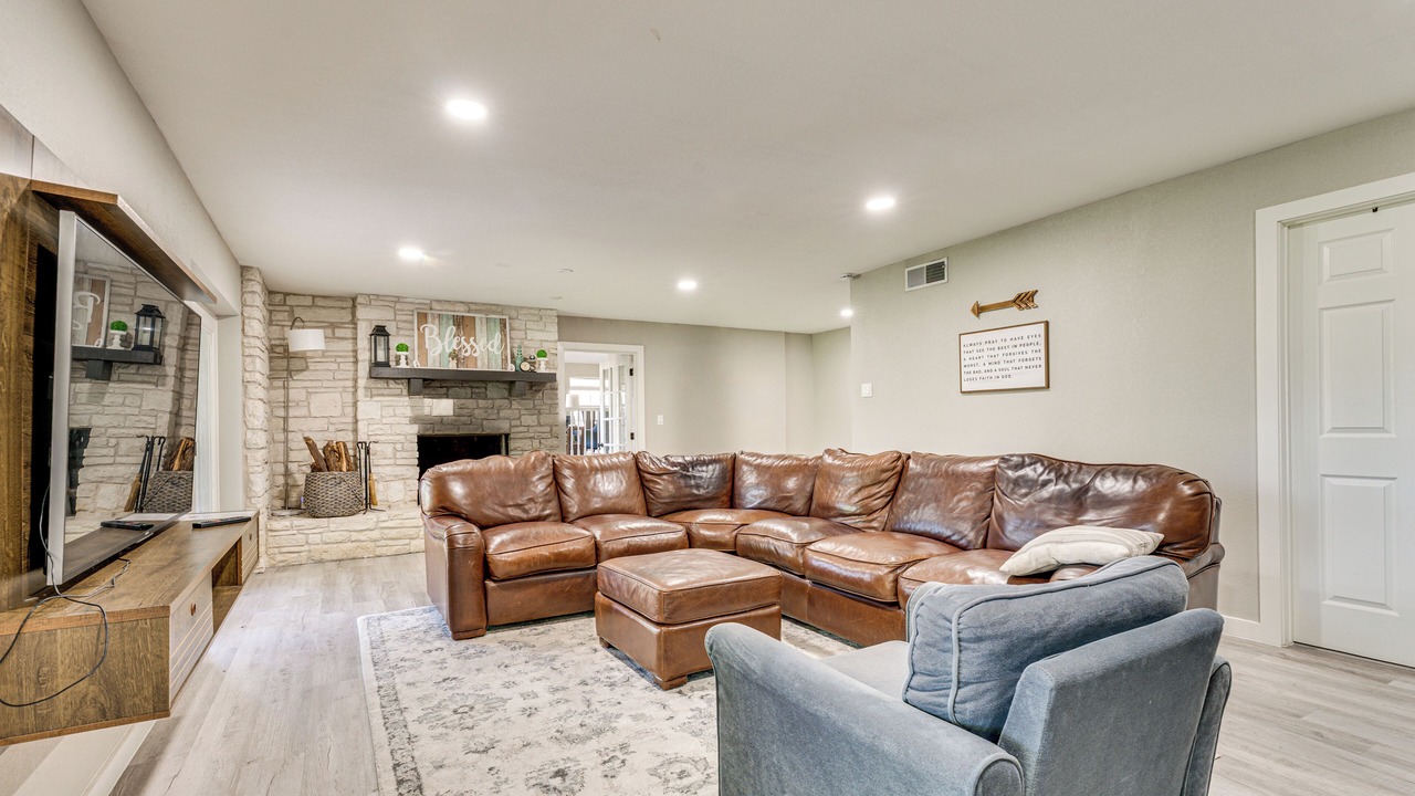 Photo of Livingroom in Seguin